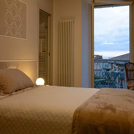 Centro Luxury Via Torrioni 23 *