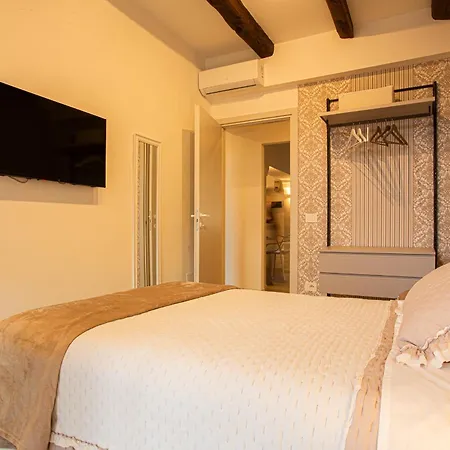 Apartament Centro Luxury Via Torrioni 23