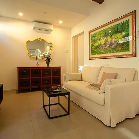 Διαμέρισμα Centro Luxury Via Torrioni 23 *